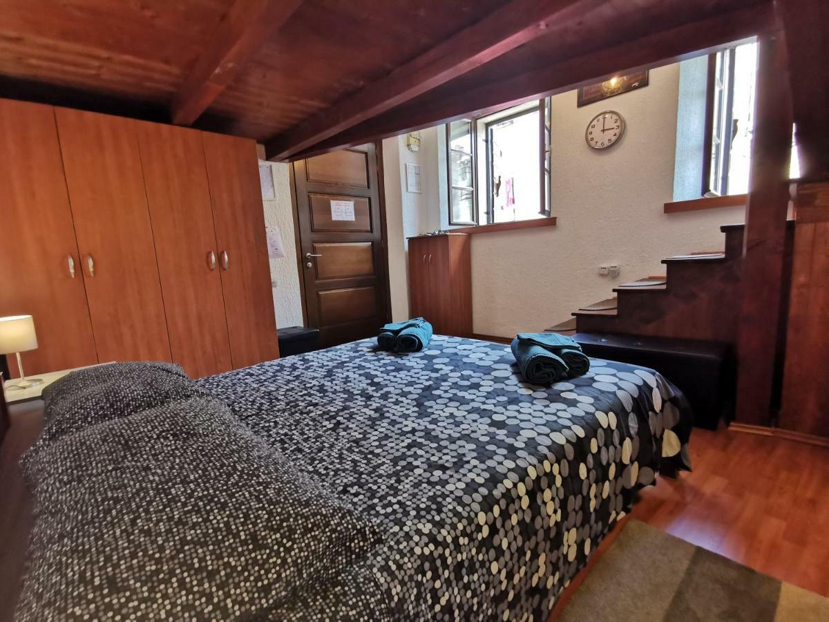 Studio Apartman Galerija Buzet Zewnętrze zdjęcie